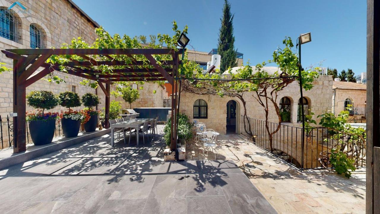 Villa Mamilla - Boutique Suites エルサレム エクステリア 写真