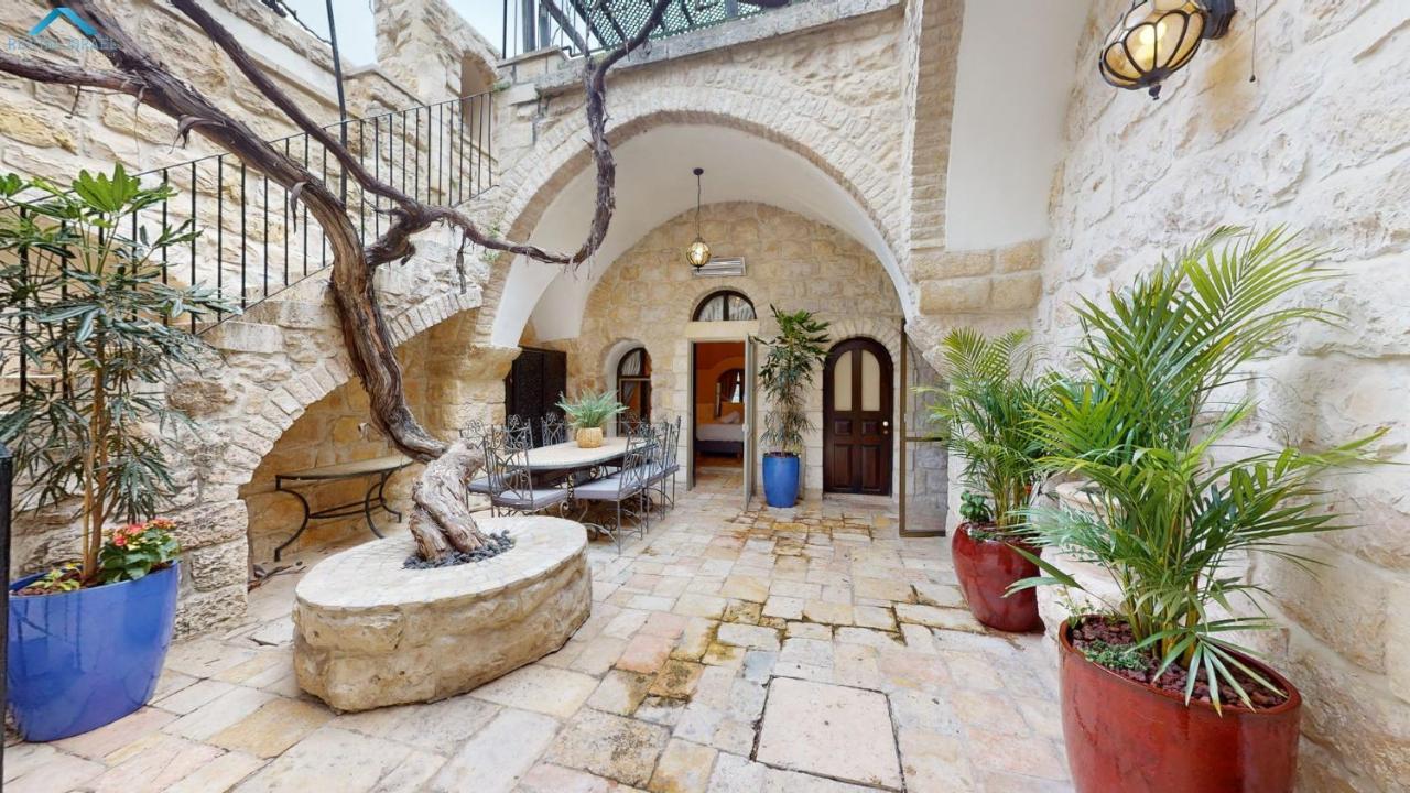 Villa Mamilla - Boutique Suites エルサレム エクステリア 写真