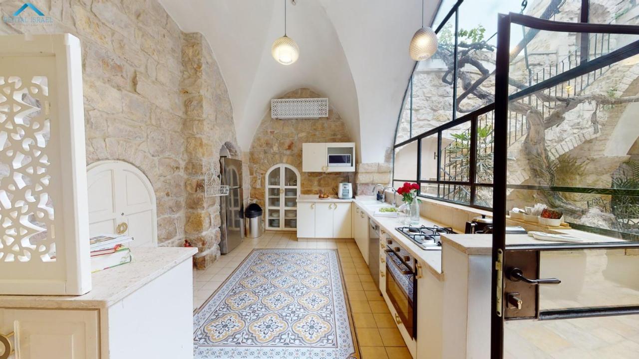 Villa Mamilla - Boutique Suites エルサレム エクステリア 写真