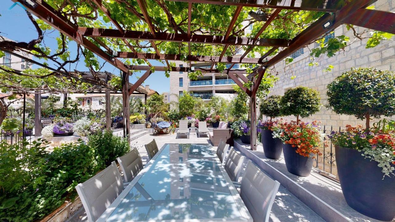Villa Mamilla - Boutique Suites エルサレム エクステリア 写真